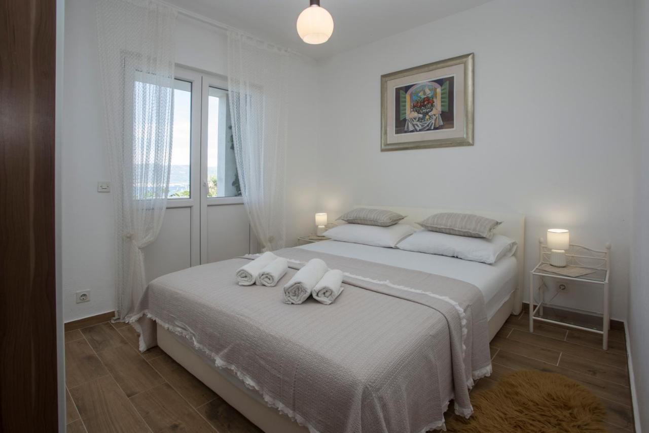 Situs Katarina Apartment Trogir Exterior photo